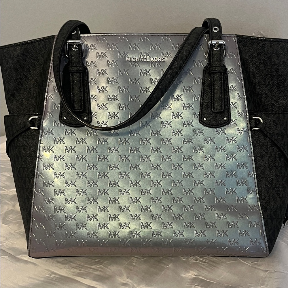 Michael Kors Silver and Black Signature Shoulder Bag
